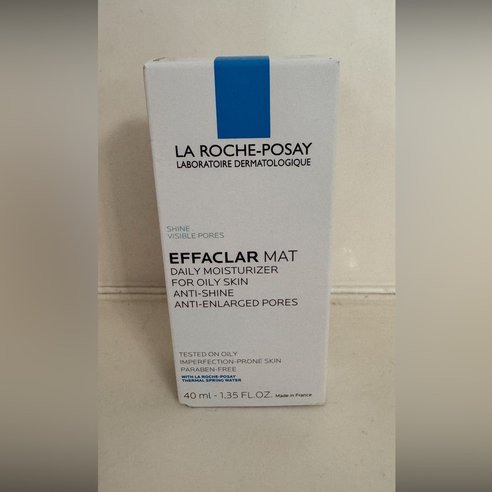 LaRoche-Posay EFFACLAR MAT New in Box